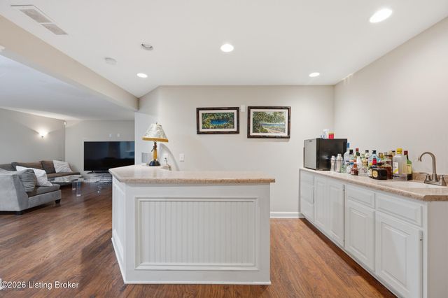 3000 Heather Green Blvd, La Grange, KY 40031