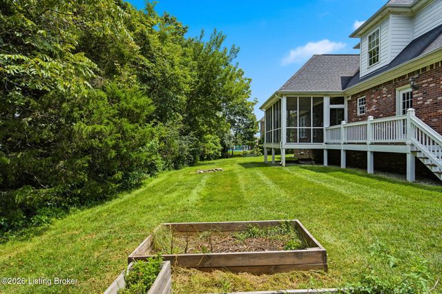 3000 Heather Green Blvd, La Grange, KY 40031
