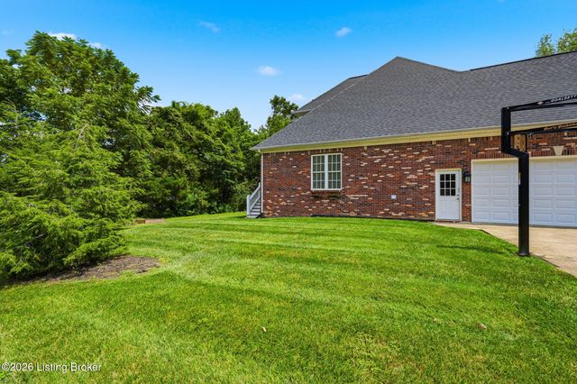 3000 Heather Green Blvd, La Grange, KY 40031