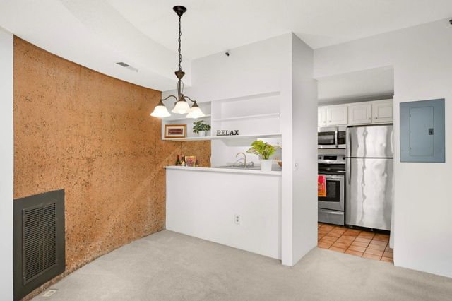 3141 Dean Court 102, Minneapolis, MN 55416