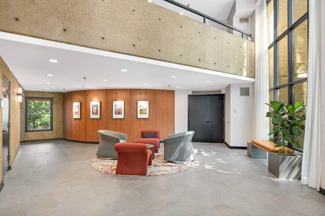 3141 Dean Court 102, Minneapolis, MN 55416