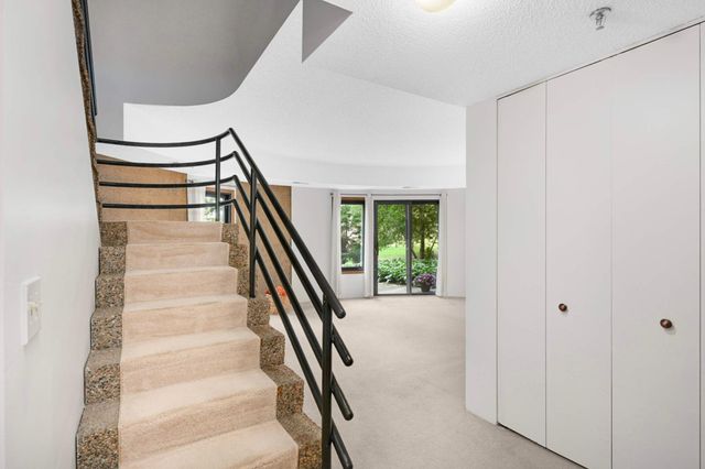 3141 Dean Court 102, Minneapolis, MN 55416