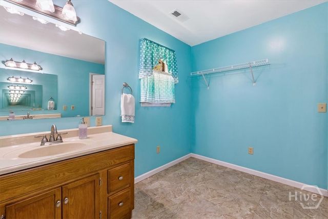 143 Twin Oak Circle, Guyton, GA 31312