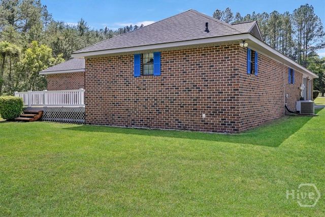 143 Twin Oak Circle, Guyton, GA 31312