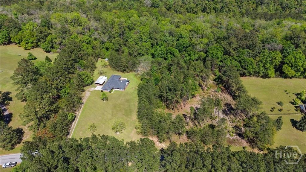 143 Twin Oak Circle, Guyton, GA 31312