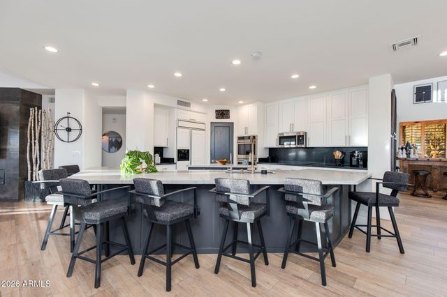 5901 E RESTIN Road, Cave Creek, AZ 85331