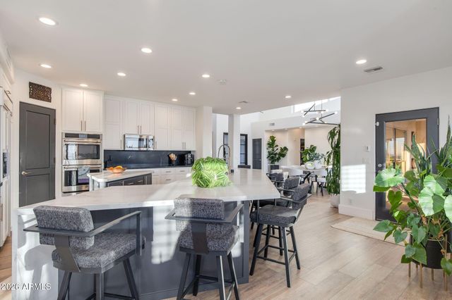 5901 E RESTIN Road, Cave Creek, AZ 85331