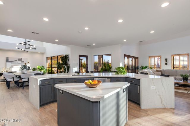 5901 E RESTIN Road, Cave Creek, AZ 85331