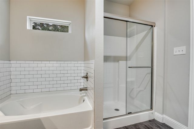 1812 Carrington Drive, Glenn Heights, TX 75154