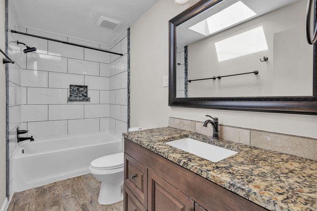 8901 Osuna Road NE, Albuquerque, NM 87111