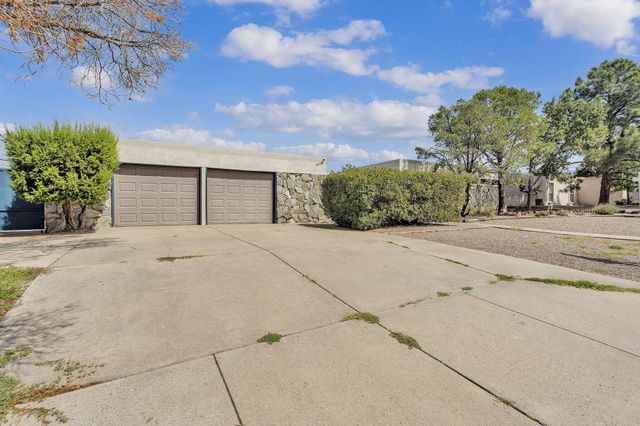 8901 Osuna Road NE, Albuquerque, NM 87111