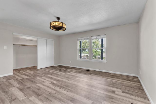 8901 Osuna Road NE, Albuquerque, NM 87111