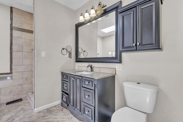 8901 Osuna Road NE, Albuquerque, NM 87111