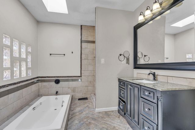 8901 Osuna Road NE, Albuquerque, NM 87111