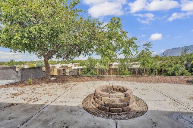 8901 Osuna Road NE, Albuquerque, NM 87111