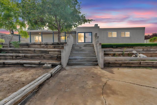 8901 Osuna Road NE, Albuquerque, NM 87111