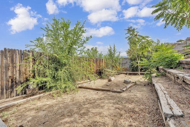 8901 Osuna Road NE, Albuquerque, NM 87111