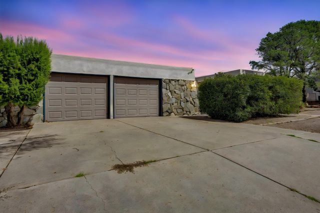 8901 Osuna Road NE, Albuquerque, NM 87111