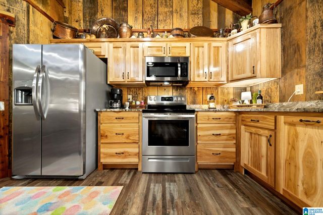 700 CHINNABEE ROAD, Munford, AL 36268