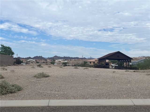 2657 Kingman Drive, Bullhead City, AZ 86429