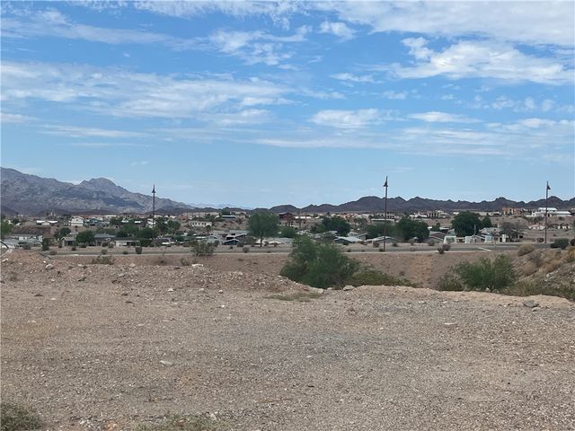 2657 Kingman Drive, Bullhead City, AZ 86429