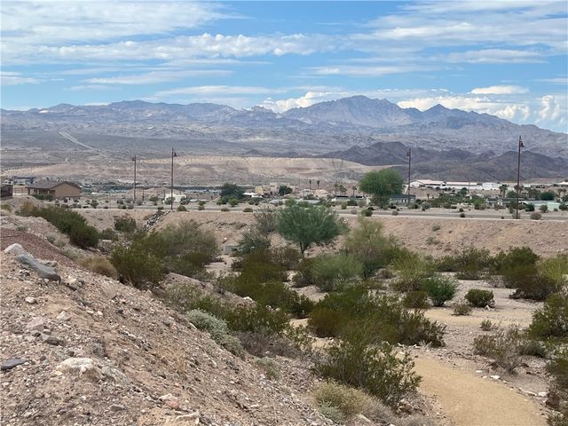 2657 Kingman Drive, Bullhead City, AZ 86429