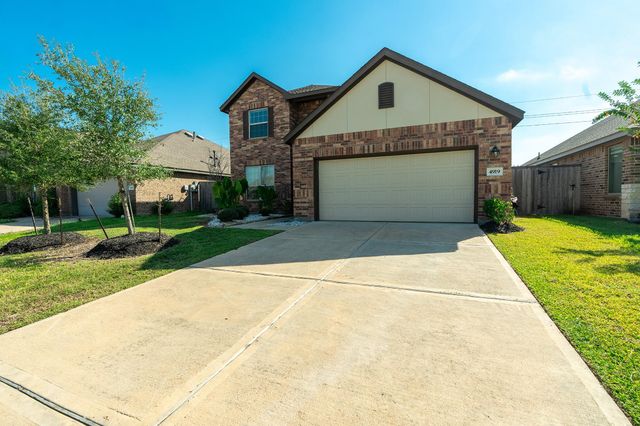 4919 Lenox Grove Lane, Fresno, TX 77583