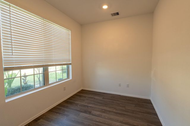 4919 Lenox Grove Lane, Fresno, TX 77583