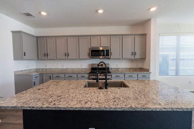 4919 Lenox Grove Lane, Fresno, TX 77583