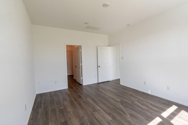 4919 Lenox Grove Lane, Fresno, TX 77583