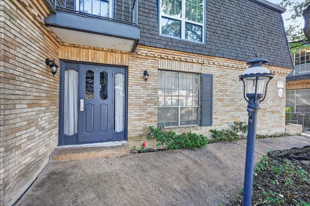 5043 Les Chateaux Drive 214, Dallas, TX 75235
