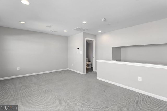 10512 PRESIDENTIAL PKWY, Upper Marlboro, MD 20772