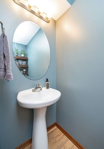 14616 Hickory Drive, Urbandale, IA 50323