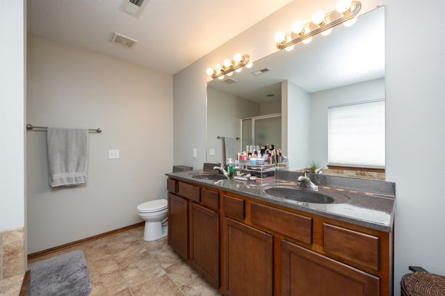 14616 Hickory Drive, Urbandale, IA 50323