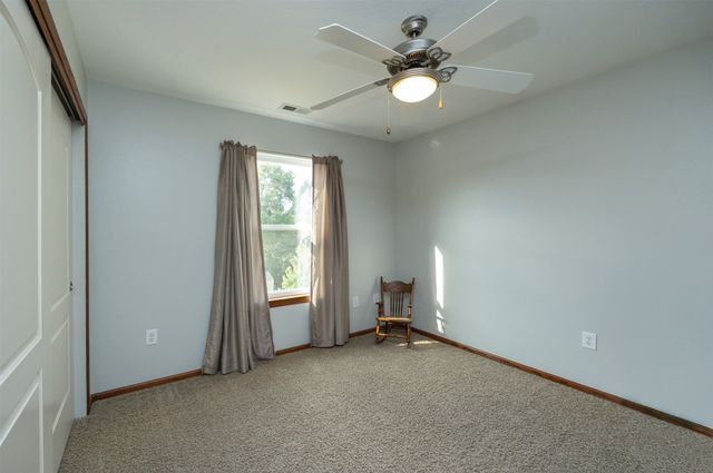 14616 Hickory Drive, Urbandale, IA 50323