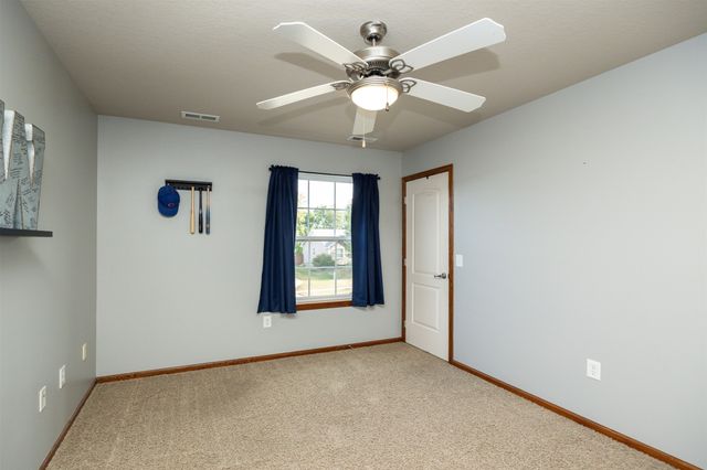 14616 Hickory Drive, Urbandale, IA 50323