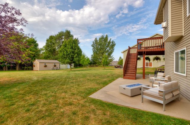 14616 Hickory Drive, Urbandale, IA 50323