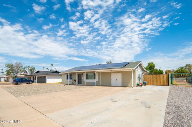 557 S VISALIA Street, Mesa, AZ 85202