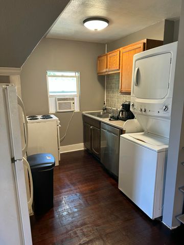 1601 HINKSON AVE, Columbia, MO 65201