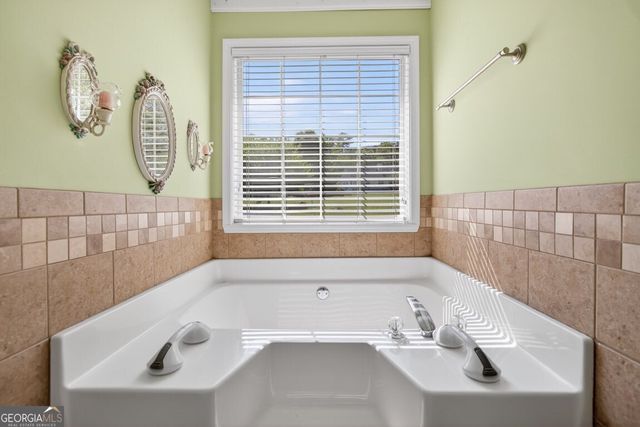 3565 Skyland Drive, Loganville, GA 30052