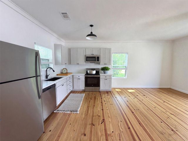 308 Lois Wright Circle, Brenham, TX 77833