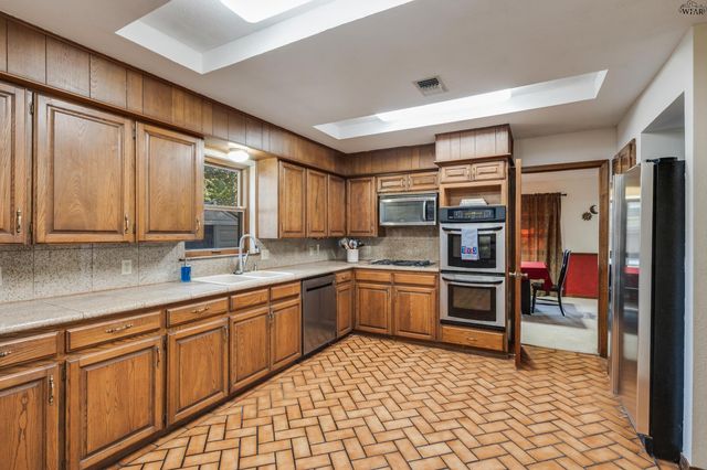 4313 RIDGEMONT DRIVE, Wichita Falls, TX 76309