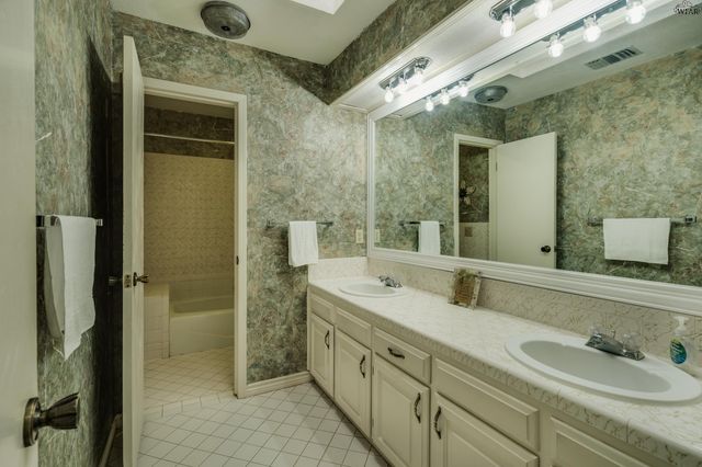 4313 RIDGEMONT DRIVE, Wichita Falls, TX 76309