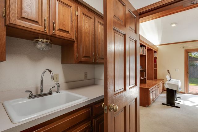 4313 RIDGEMONT DRIVE, Wichita Falls, TX 76309