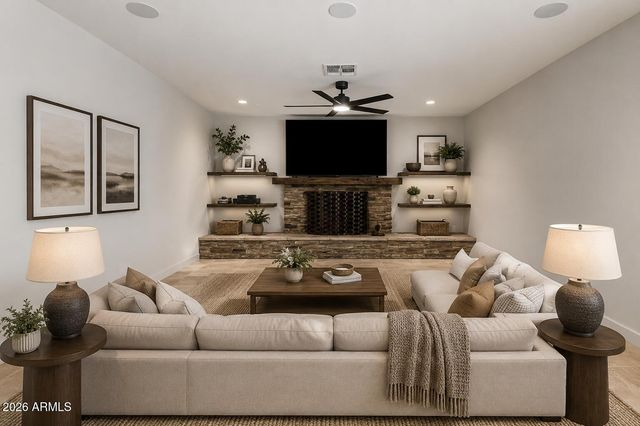3948 E Hillery Drive, Phoenix, AZ 85032