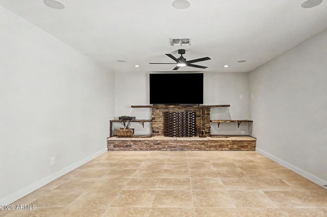 3948 E Hillery Drive, Phoenix, AZ 85032