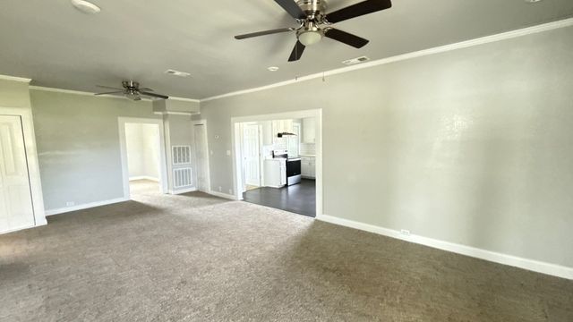 1338 S State Highway 121, Bonham, TX 75418