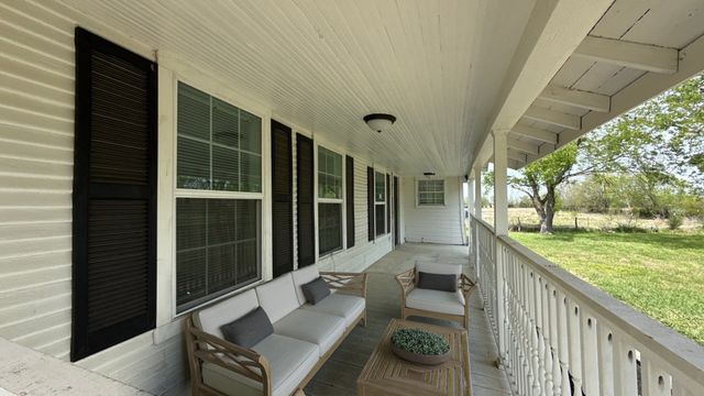 1338 S State Highway 121, Bonham, TX 75418