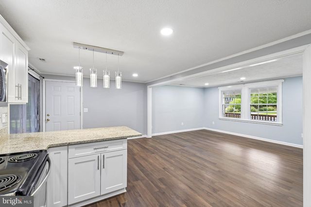1437 CEDARHURST RD, Shady Side, MD 20764