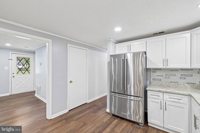 1437 CEDARHURST RD, Shady Side, MD 20764